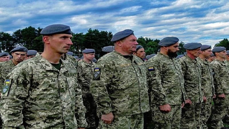 Kuleba: Ukraynalılar illərlə döyüşməyə hazırdır, bizə silah verin sadəcə