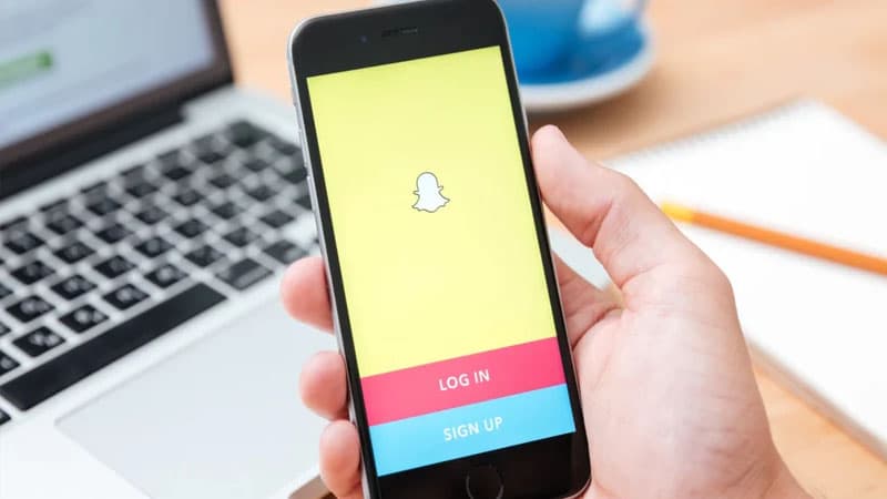 Süni intellekt “Snapchat”da qəribə video yerləşdirib istifadəçiləri qorxutdu