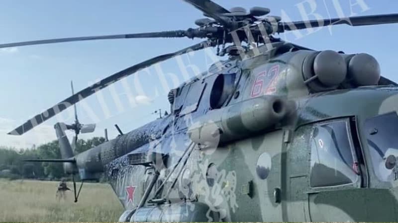 Ukrayna kəşfiyyatından şok əməliyyat: Rusiya Mi-8-i pilotla birlikdə Ukraynada (FOTO)