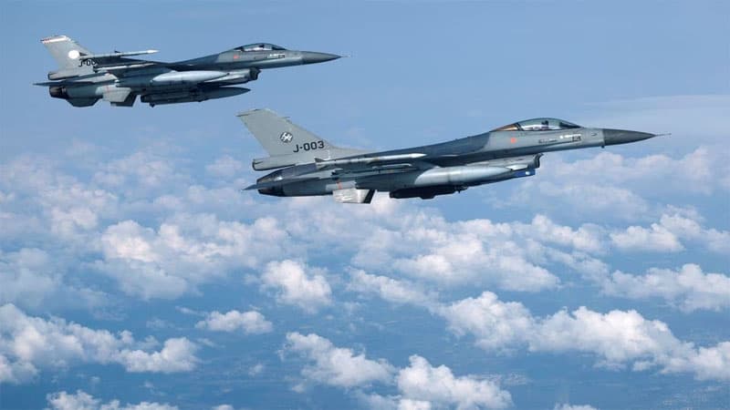 ABŞ Danimarka və Niderlanda F-16-ların Ukraynaya tədarükünə icazə verdi – Reuters