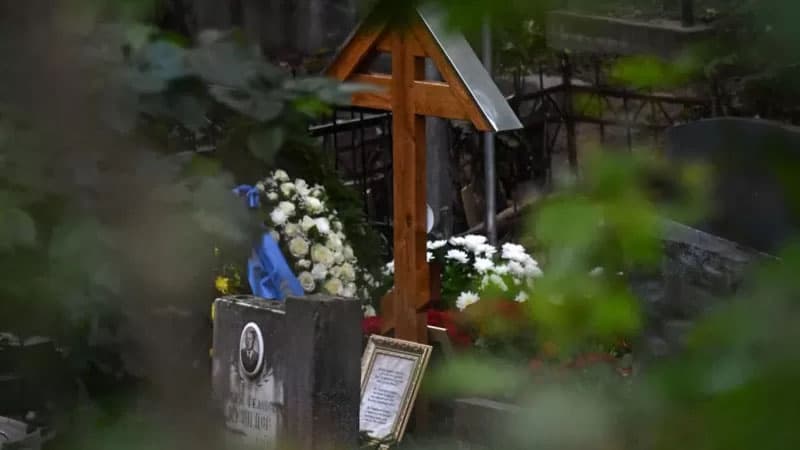 “Gəldilər, güllələməklə hədələdilər...” - Media Priqojinin məzarını görüntülədi (FOTO)