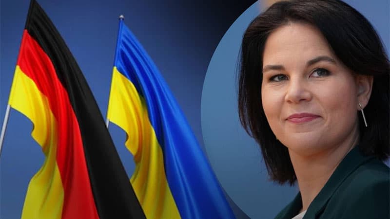 Berbok Kiyevdə: AB-nin genişlənməsi Rusiyanın müharibəsi üzündən zəruridir