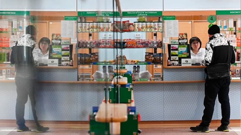 RBC: Rusiya apteklərində xarici dərmanlar il ərzində 20% azalıb