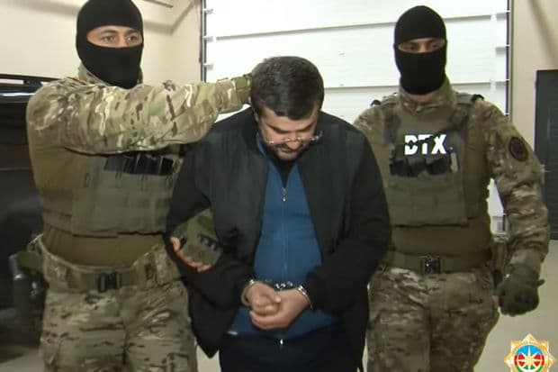 Arayik Arutyunyanın həbs görüntüləri: Hansı maddələrlə ittiham olunur? (VİDEO)