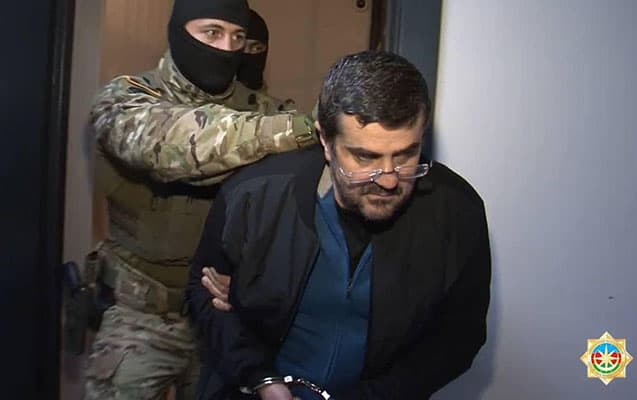 "Ailəsindən sovqat göndərən yoxdur”
