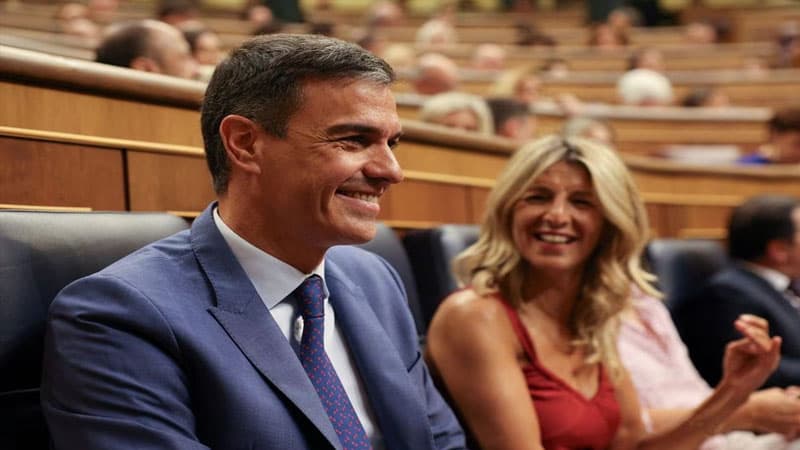İspan sosialistləri və ifrat solçular hökumət koalisiyası barədə razılığa gəldilər