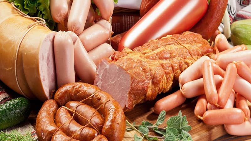 Satılan kolbasa və sosislərə niyə nəzarət yoxdur? (VİDEO)
