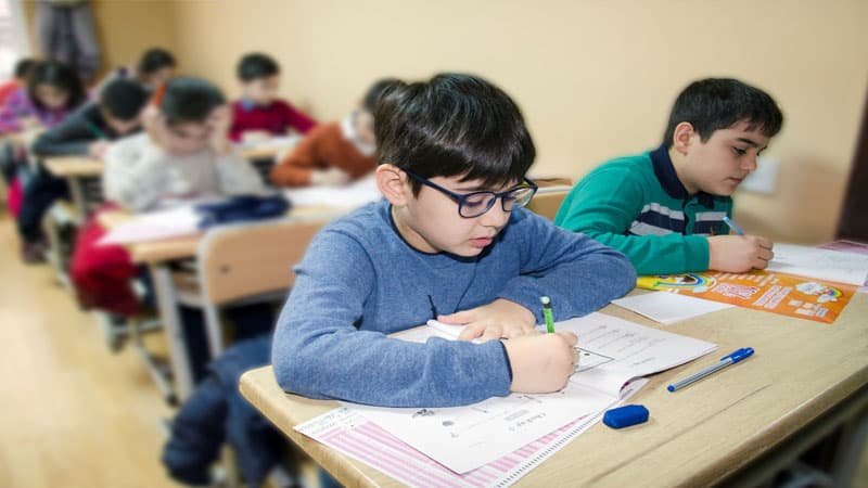 Biliklərini 20 manata yoxlatmağa məcbur edilən ibtidailər - Bu, onlar üçün vacibdir?