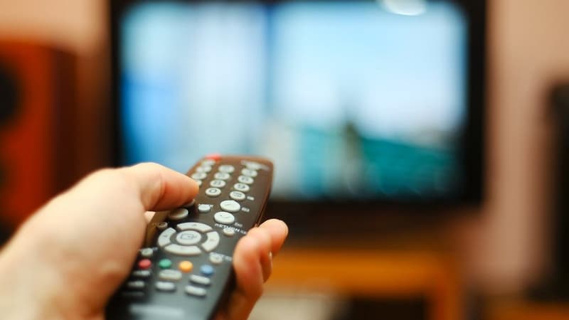 Televiziya reklam bazarında onlayn mediaya necə uduzur? (ŞƏRH)