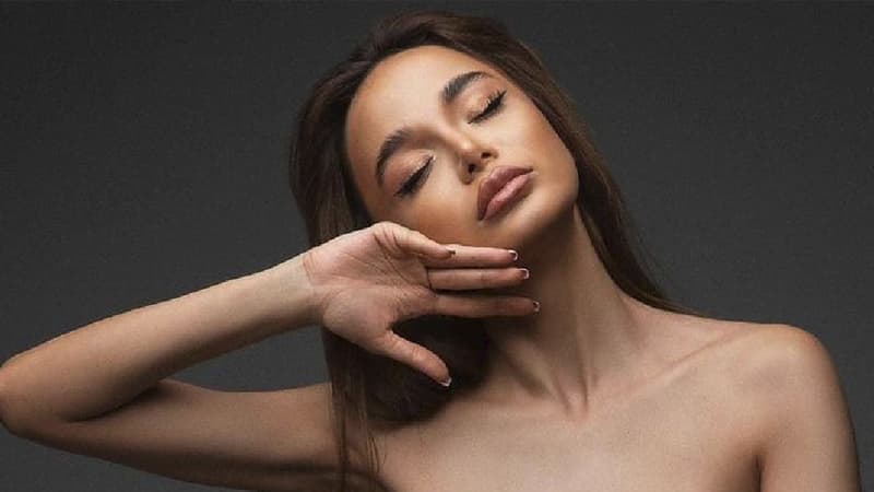 Azərbaycanlı model: "Artıq bədənim ağrılara tab gətirmir" (FOTO)
