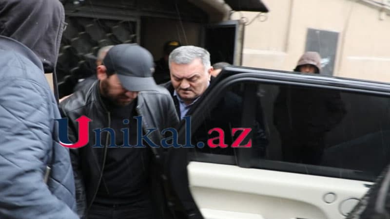“Nikosayağı”nın məhkəmənin qarşısından görüntüsü