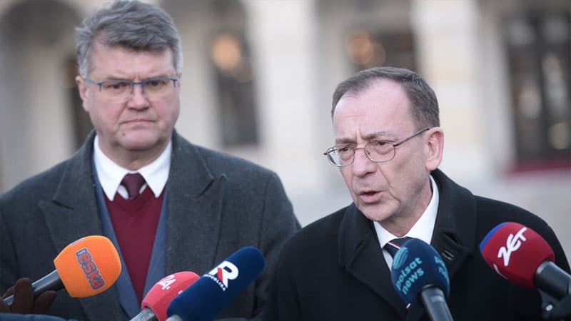Polşada DİN-in keçmiş rəhbəri və onun müavini prezident sarayında saxlanıldı