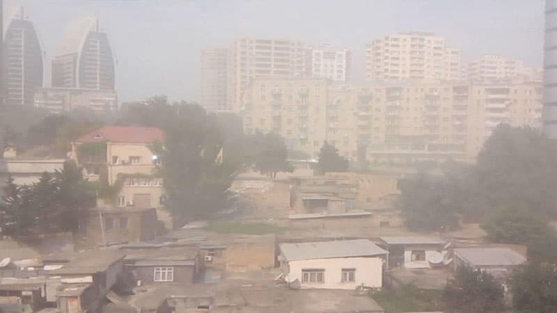 Bakıda havada toz normadan 2 dəfə çoxdur
