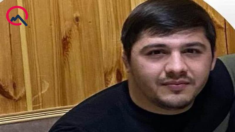 Ailəsinin qətlinə görə saxlanılan Əhmədin fotosu