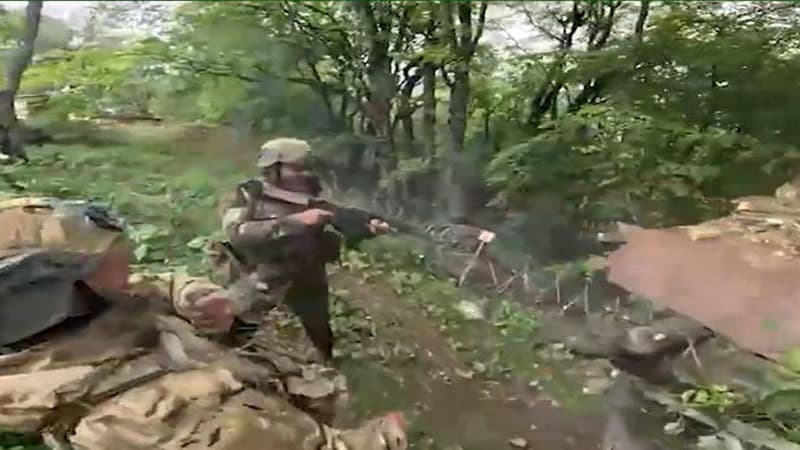Antiterror tədbirləri zamanı çəkilmiş real döyüş kadrları (VİDEO)
