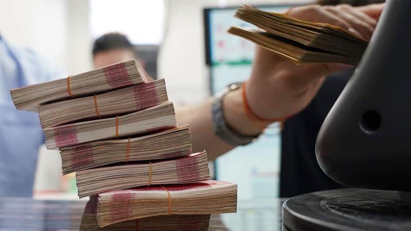 Çinin əsas bankı Rusiya ilə bütün hesablaşmaları dayandırdı