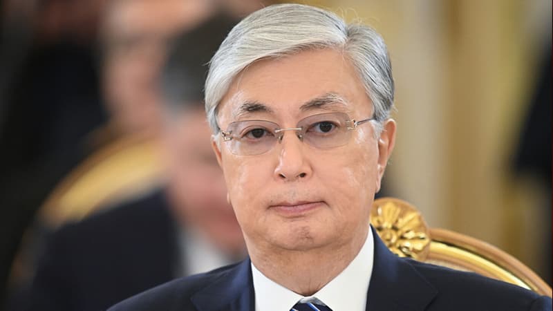 Tokayev Qazaxıstanı Qızıl Ordanın varisi adlandırdı