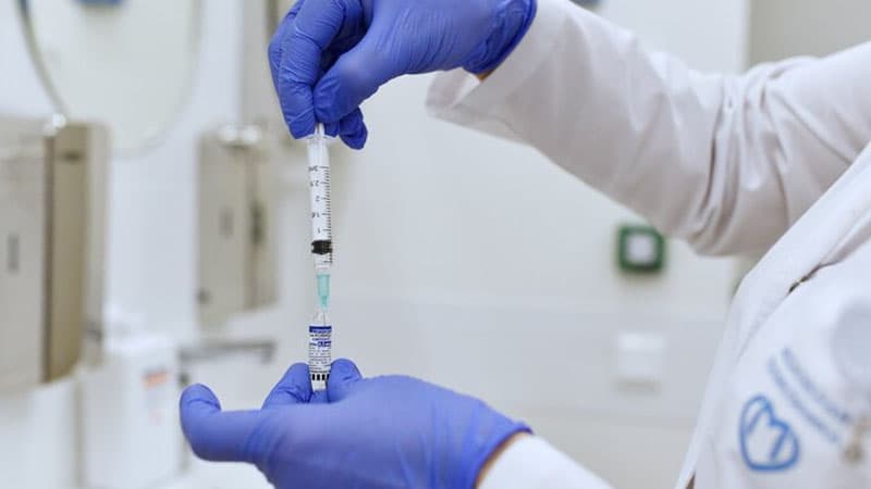 Alzheimer xəstəliyində yaddaşı qoruyan “faydalı” mutasiya tapıldı