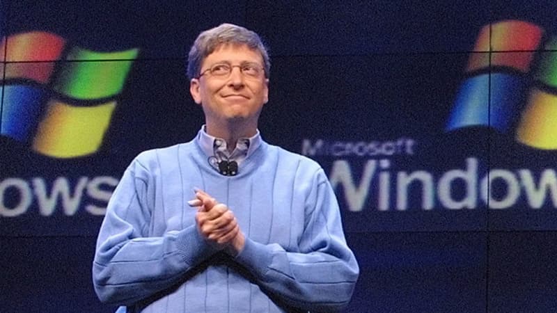 Bill Qeyts rəsmi vəzifəsi olmasa da, "Microsoft"u idarə edir