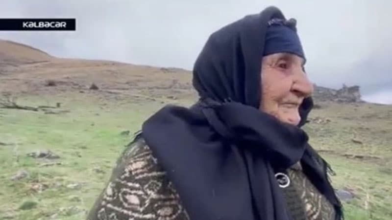 91 yaşlı ana oğlunun şəhid olduğu ərazidə (VİDEO)