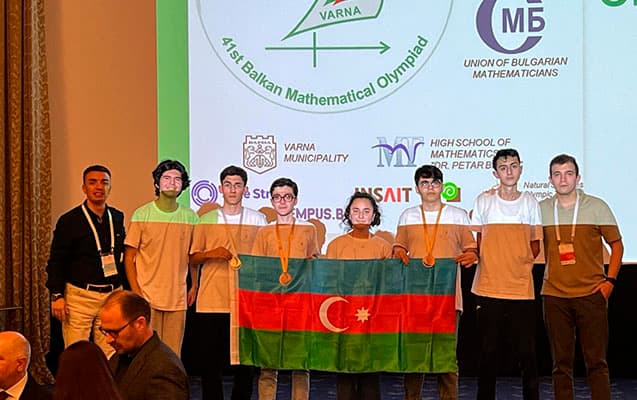 Məktəblilərimiz olimpiadada üç medal qazandı
