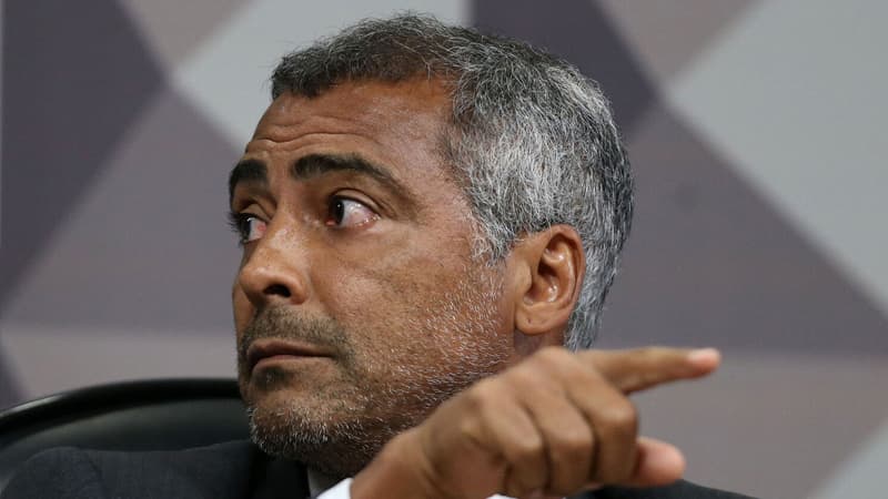 Romario bütün müasir futbolçuları axmaq adlandırdı
