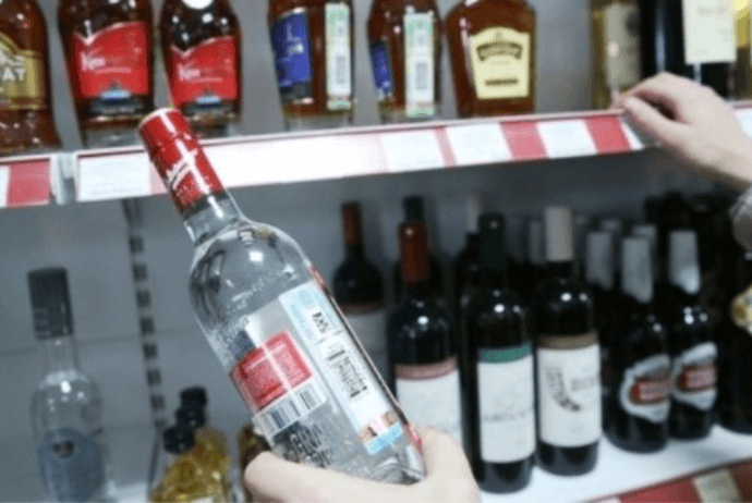 Aşağı keyfiyyətli alkoqollu içkilərin satışının qarşısı alınacaq
