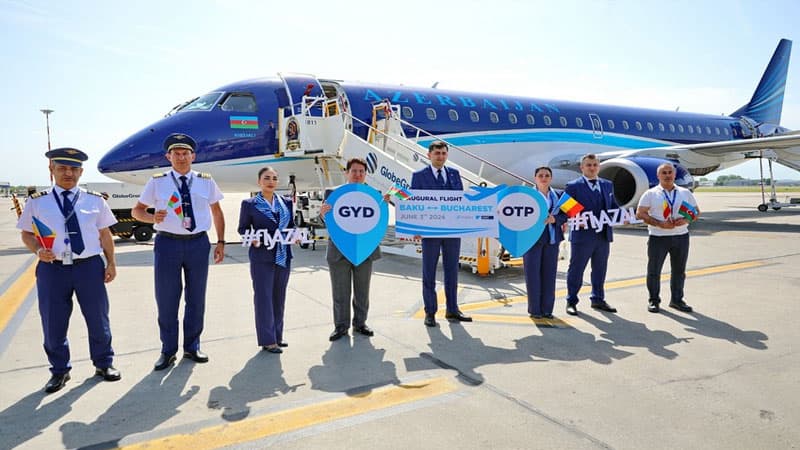 AZAL Buxarestə ilk reysini həyata keçirdi (FOTO)