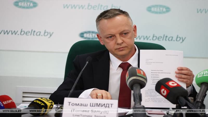 İnterpol Belarusa qaçmış polşalı keçmiş hakimi axtarışa verməkdən imtina etdi