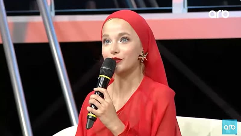 Azərbaycanlı model: "Xəstəlikdən 35 kiloqrama qədər arıqladım" (VİDEO)