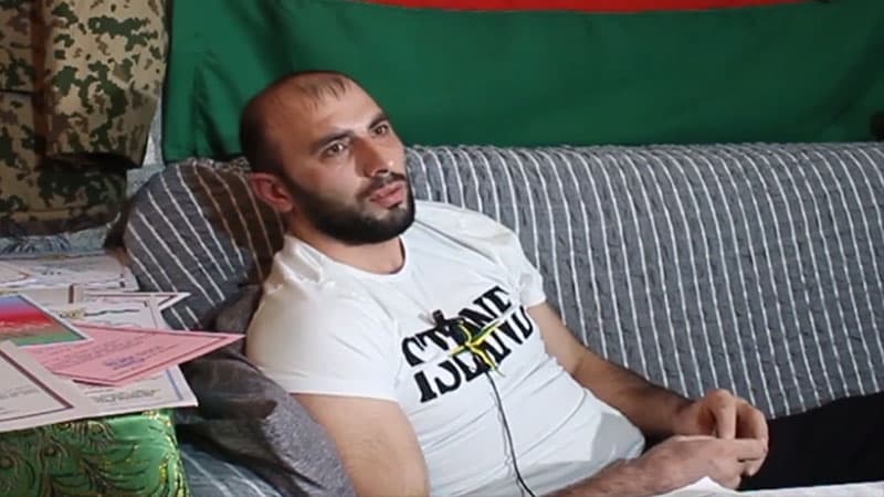 Vətən müharibəsi qazisi döyüldü - 2 nəfər saxlanıldı