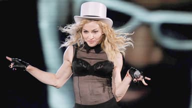 Madonna ağır xəstəlikdən sağalmasını möcüzə adlandırdı