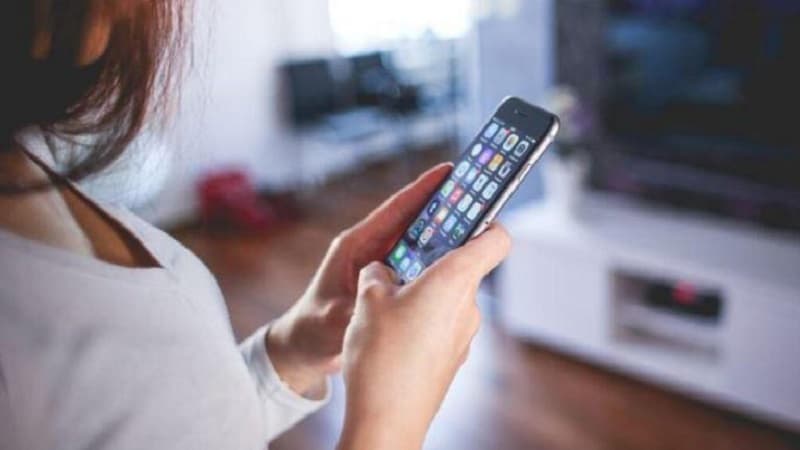 Azərbaycan əhalisinə xəbərdarlıq - Bu vaxtlarda telefonla danışmayın