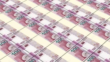 İstehlak kreditləri 8 milyarda çatıb: Böyük pullar Azərbaycandan necə çıxır?