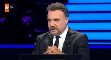 Oktay Kaynarca Azərbaycan himnini bilməyən iştirakçıya əsəbiləşdi (VİDEO)