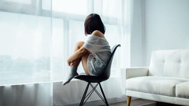 "Boşanmış insanlar üçün depressiya riski daha yüksəkdir" - Psixoloq