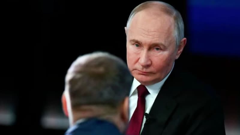 Putin Ukrayna ilə danışıqlara və kompromislərə hazır olduğunu açıqladı