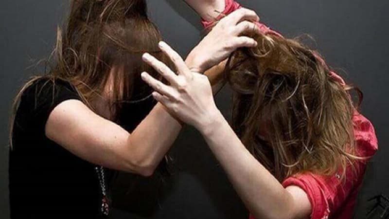 Müştəri 4,2 manata görə mərkəzin müdirini döydü - 1000 manat cərimə