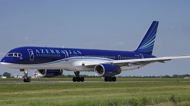 AZAL: Bakı-Mineralnıye Vodı təyyarəsi bildirişi alandan dərhal sonra Bakı hava məkanından çıxmadan geri qayıdıb