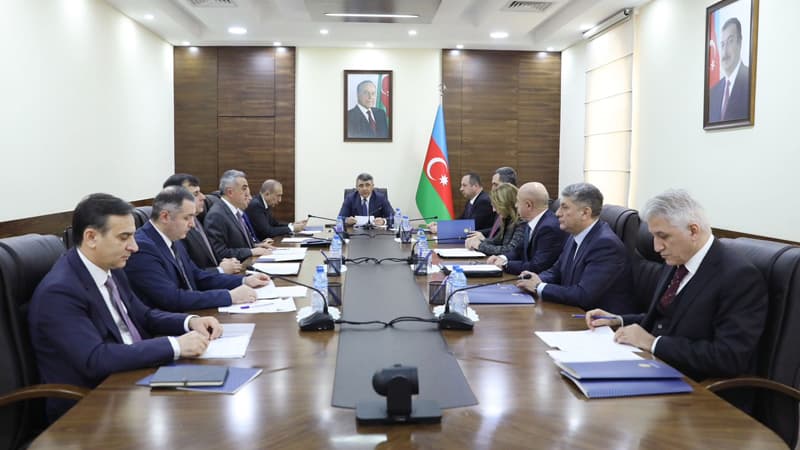 Məhkəmə-Hüquq Şurasının iclası keçirildi