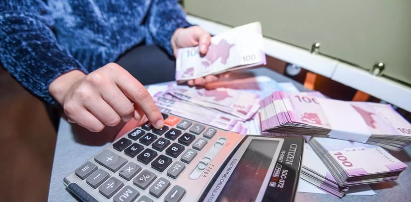 Bəzi şəxslərin ödədiyi vergi bu gündən dörd dəfə azaldıldı