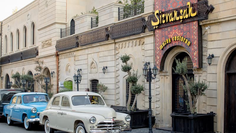 "Şirvanşah" muzey restoranında FHN üçün 1500 manatlıq ziyafət