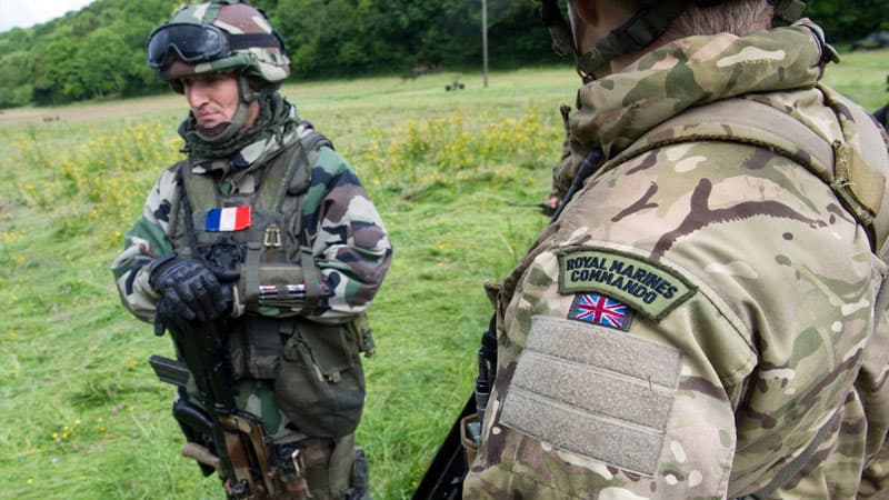Britaniya və Fransa Ukraynaya sülhməramlıların göndərilməsini müzakirə edir