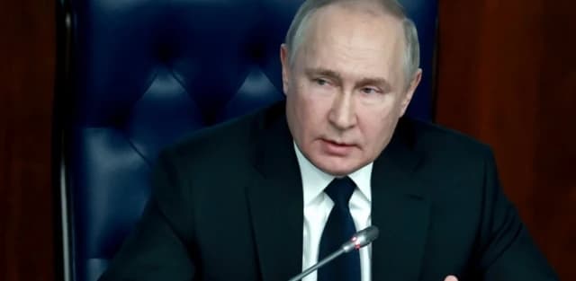 Putin Rusiya-Ukrayna müharibəsinin bitməsinin mümkün tarixlərini açıqladı