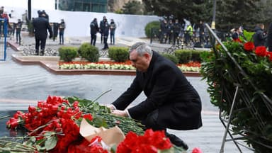 "Azərsun Holdinq" rəhbərliyi Xocalı abidəsini ziyarət edib (FOTO)
