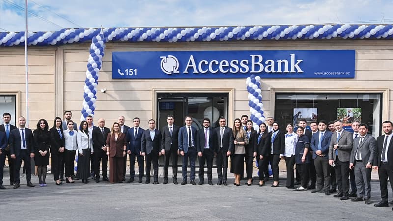AccessBank yenilənmiş konseptli Xaçmaz filialını istifadəyə verdi