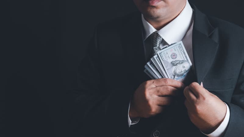 ​Azərbaycanda iş adamlarının pullarını saxladıqları 3 bank