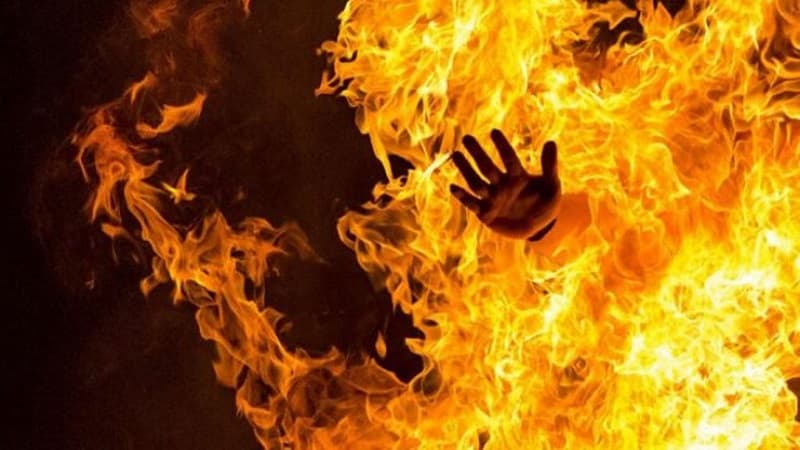 Bakıda ana, qızı və nəvəsi yanaraq öldü