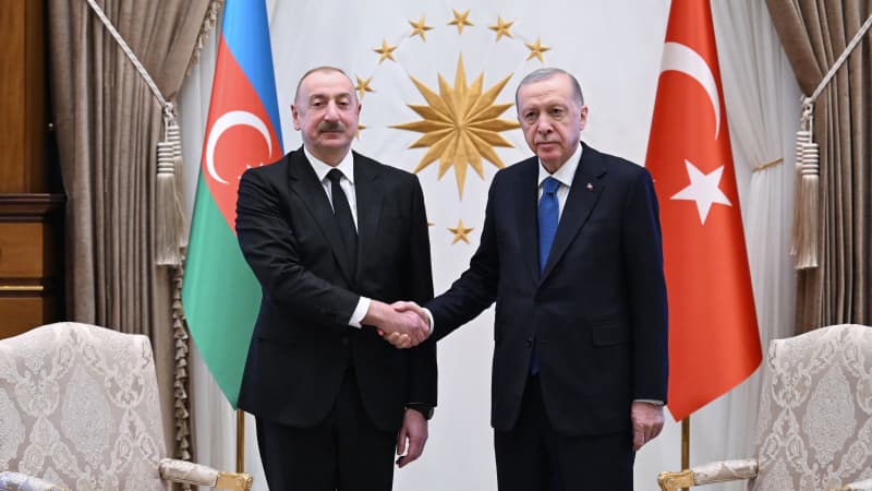 İlham Əliyevin Ərdoğanla təkbətək görüşü keçirilib