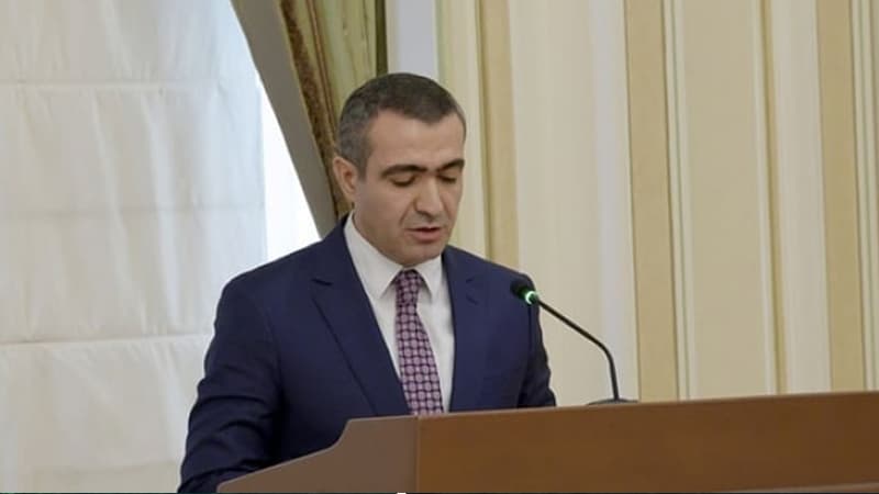 Nazir Avstriya ilə Avstraliyanı səhv salan sabiq baş direktora vəzifə veribmiş